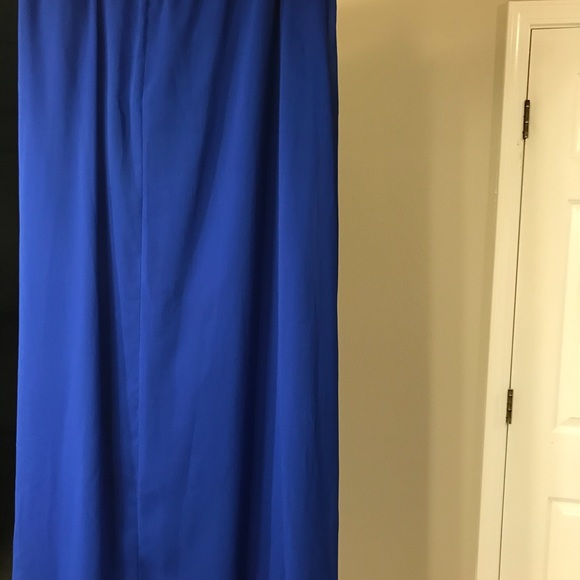 Skirt - Picture 2 of 3